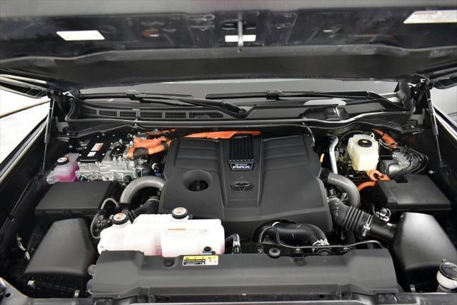 2026 Toyota TUNDRA HV 4X4 Platinum