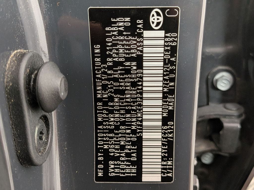 2023 Toyota COROLLA SE