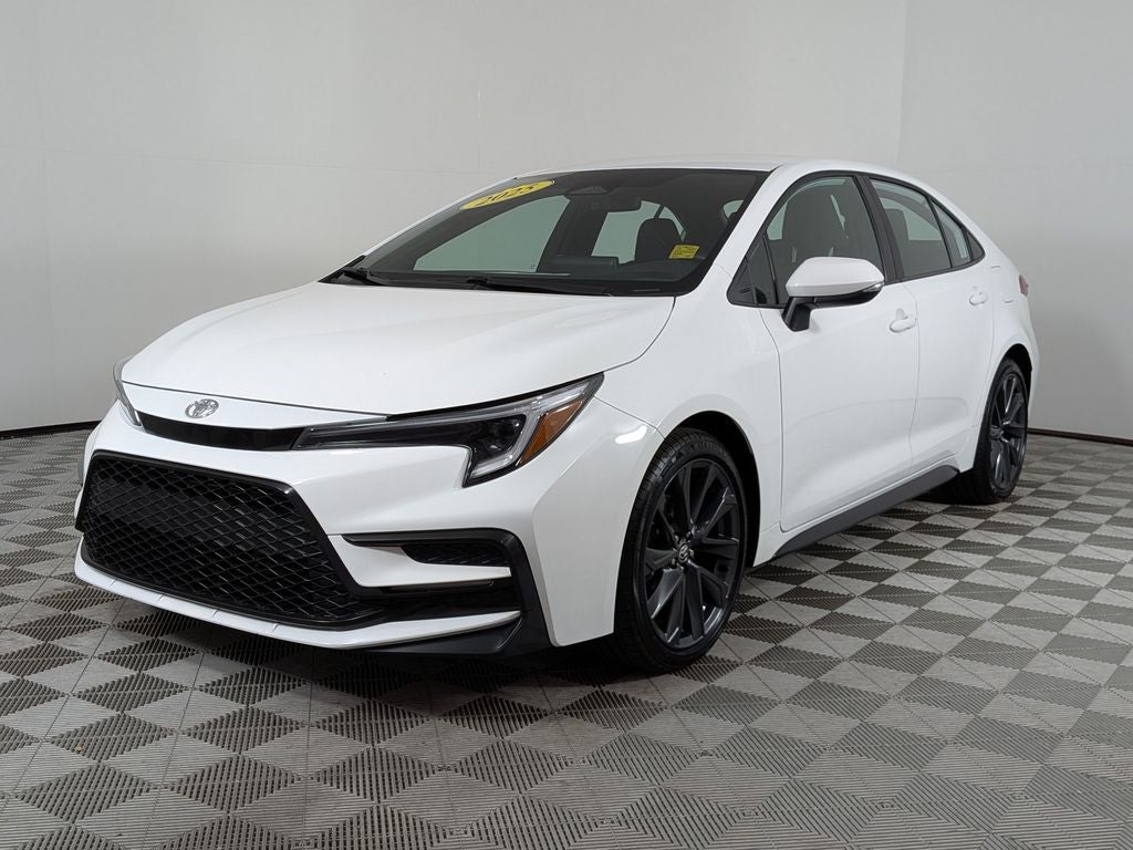 2025 Toyota Corolla SE