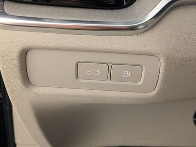 2024 Volvo S60 T8 Plus Dark Theme