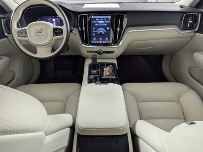 2024 Volvo S60 T8 Plus Dark Theme