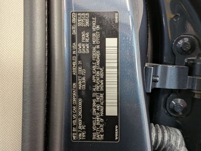 2024 Volvo S60 T8 Plus Dark Theme