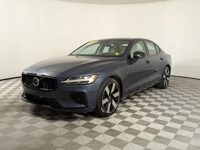 2024 Volvo S60 T8 Plus Dark Theme