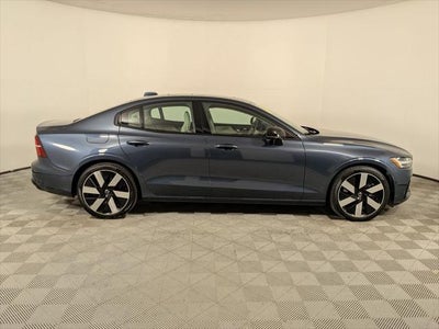 2024 Volvo S60 T8 Plus Dark Theme