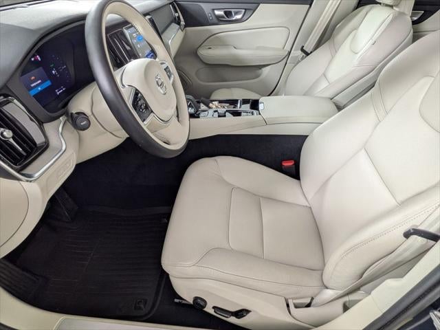 2024 Volvo S60 T8 Plus Dark Theme