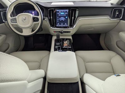 2024 Volvo S60 T8 Plus Dark Theme