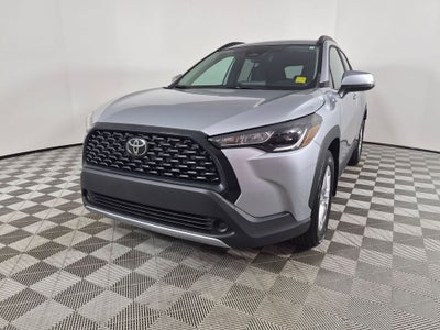 2024 Toyota Corolla Cross LE