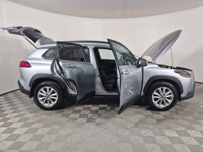 2024 Toyota Corolla Cross LE