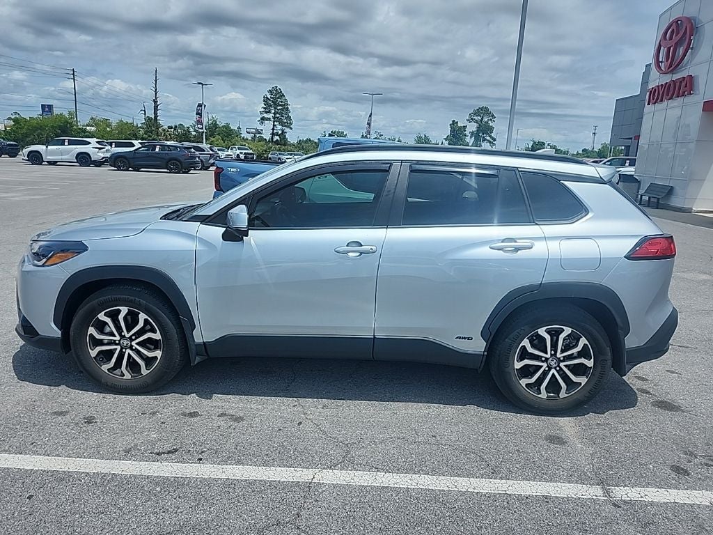 2024 Toyota Corolla Cross Hybrid SE