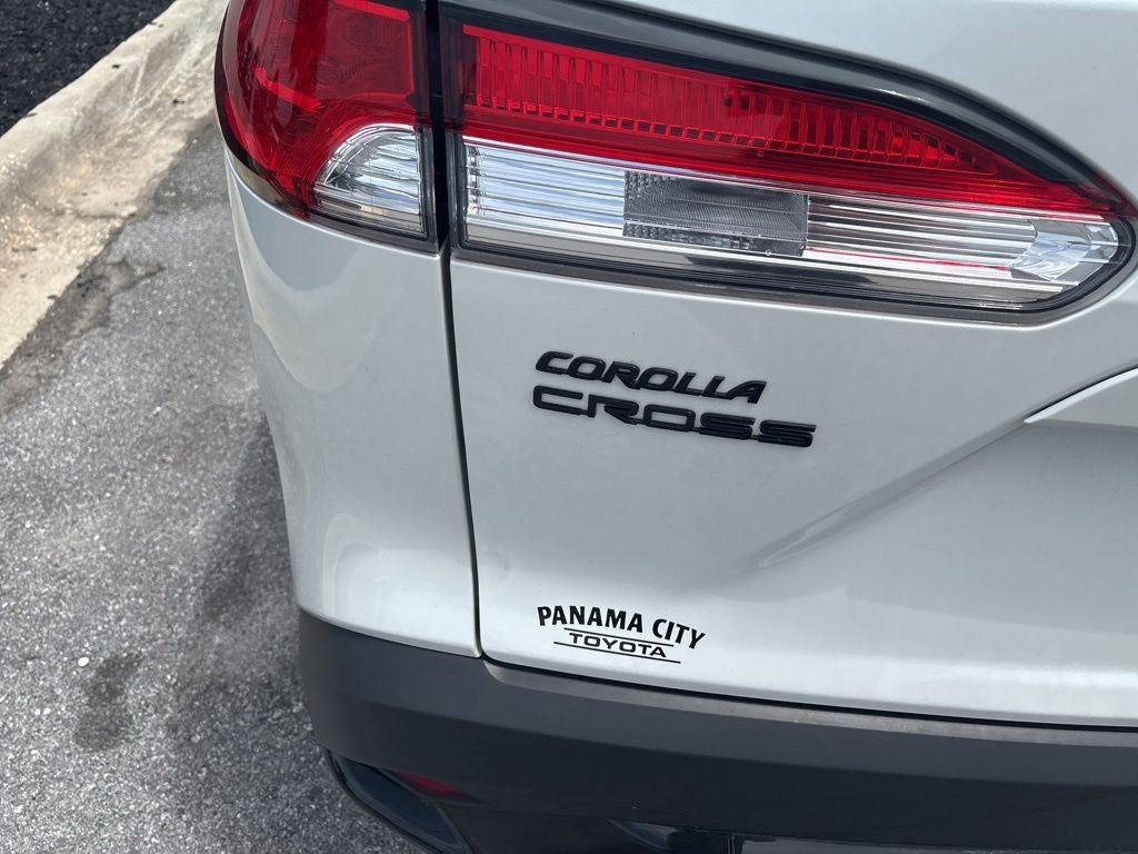 2024 Toyota Corolla Cross Hybrid Hybrid SE