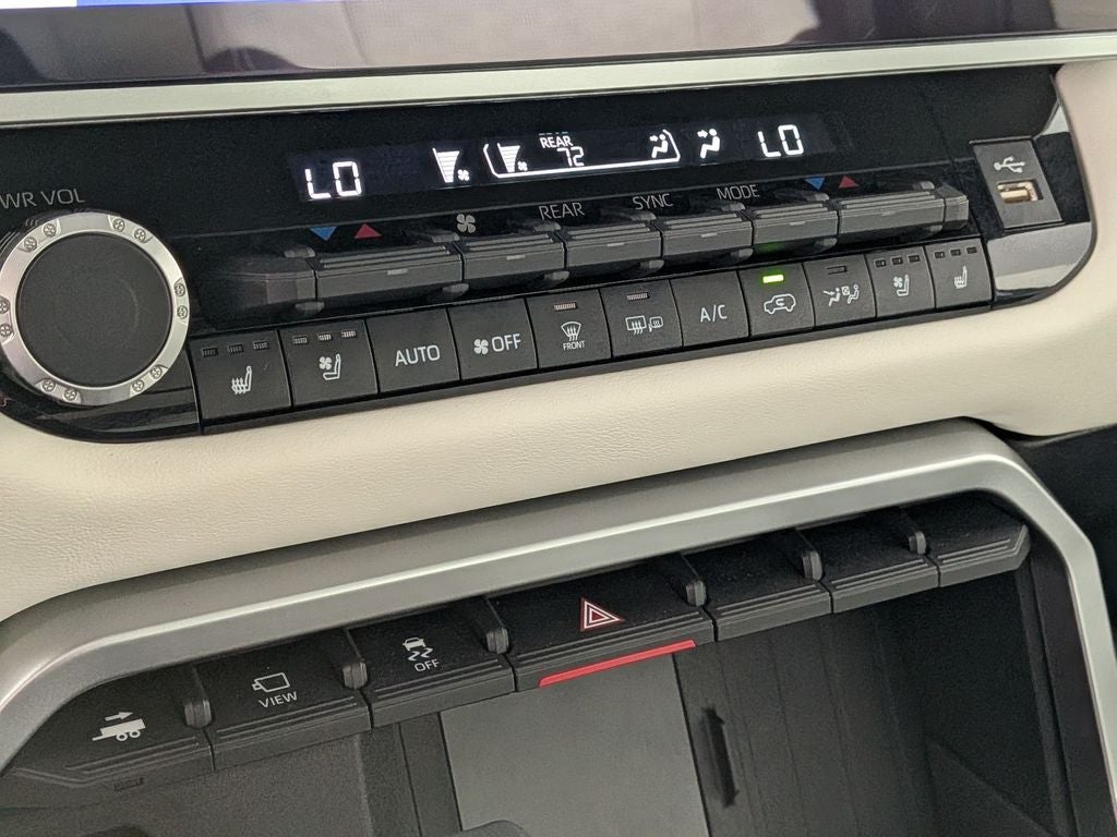 2025 Toyota SEQUOIA 4WD Capstone