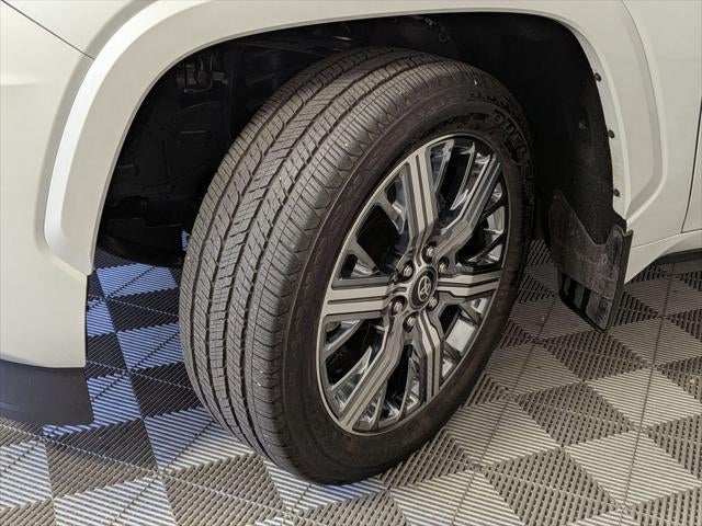 2025 Toyota SEQUOIA 4WD Capstone