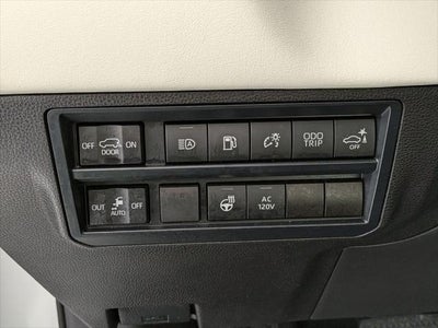 2025 Toyota SEQUOIA 4WD Capstone