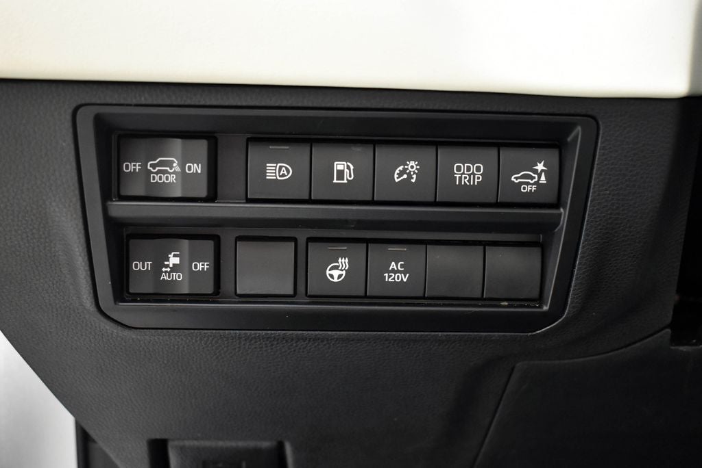 2024 Toyota Sequoia Capstone