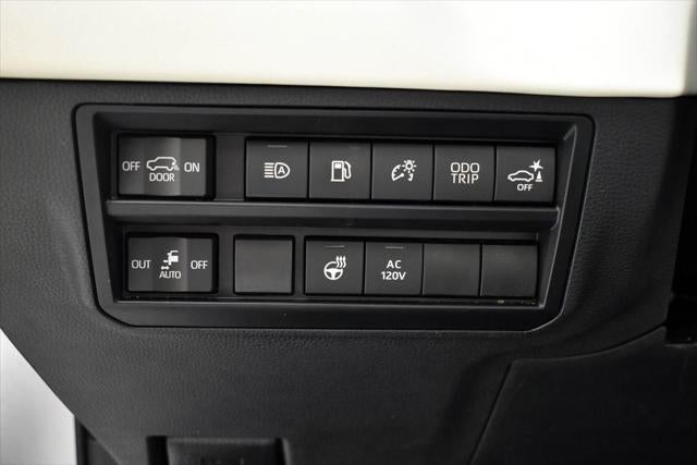 2024 Toyota SEQUOIA 4WD Capstone