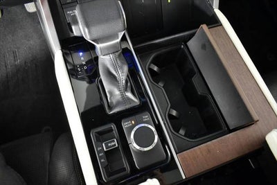 2024 Toyota SEQUOIA 4WD Capstone