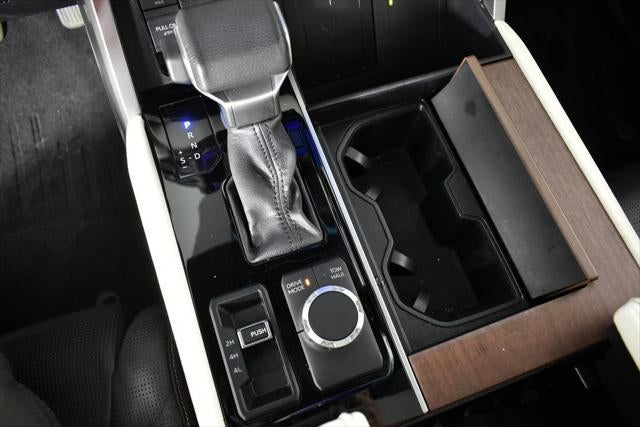 2024 Toyota SEQUOIA 4WD Capstone