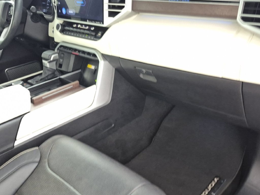 2024 Toyota Sequoia Capstone