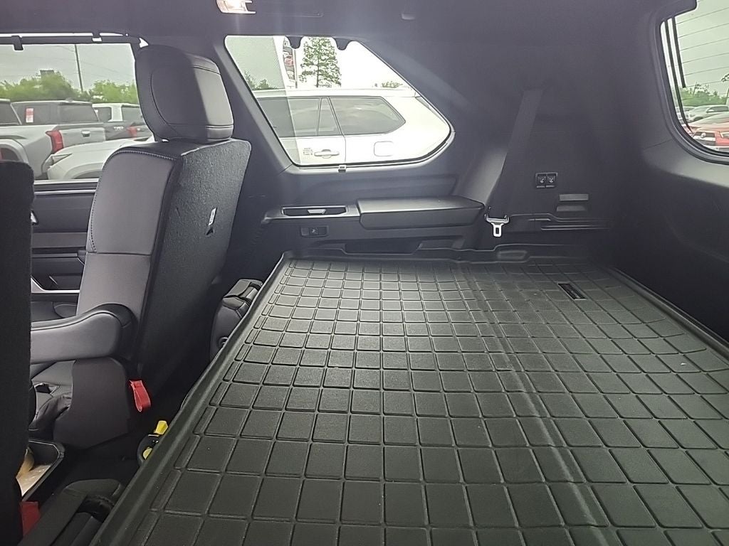 2024 Toyota Sequoia Platinum
