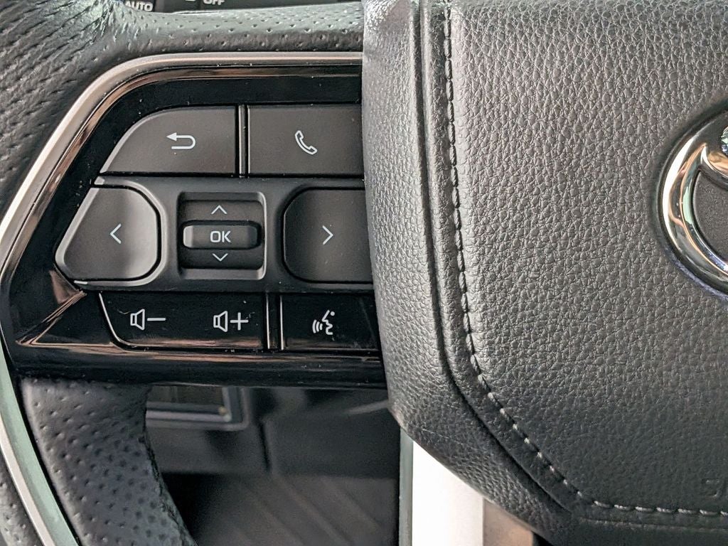 2025 Toyota Sequoia Platinum