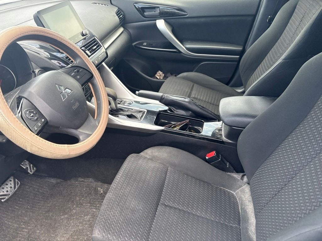 2022 Mitsubishi Eclipse Cross LE