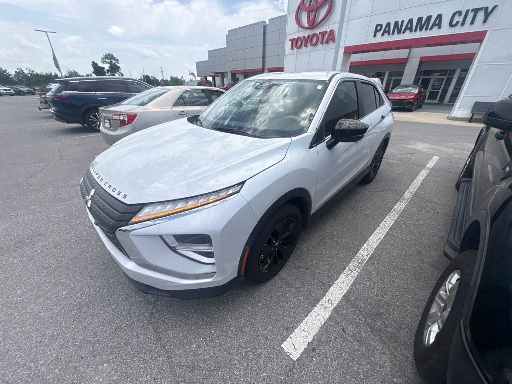2022 Mitsubishi Eclipse Cross LE