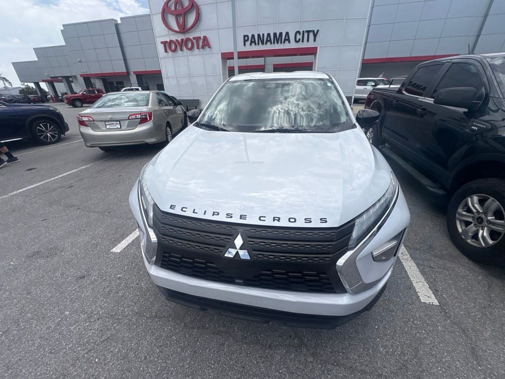 2022 Mitsubishi Eclipse Cross LE