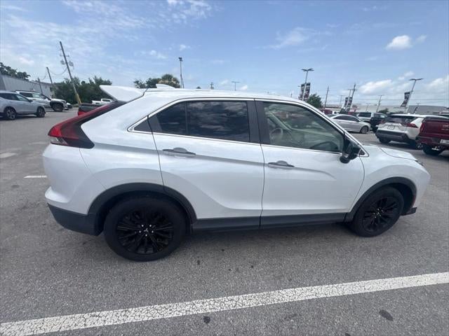 2022 Mitsubishi Eclipse Cross LE