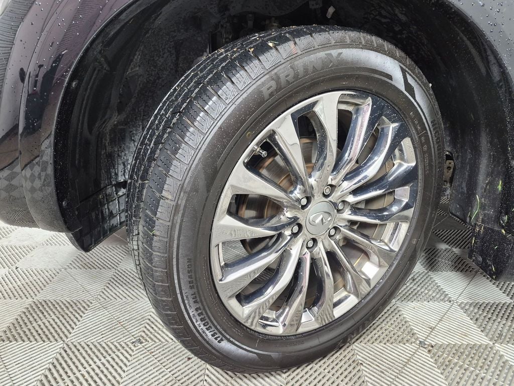 2017 INFINITI QX80 Base