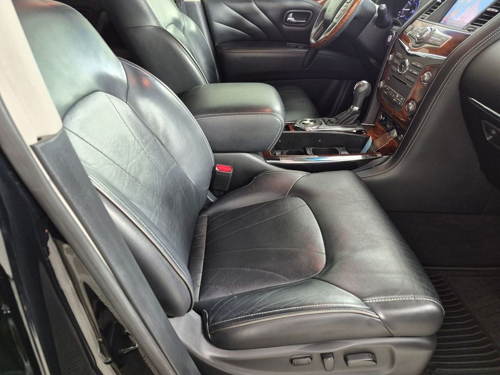 2017 INFINITI QX80 Base