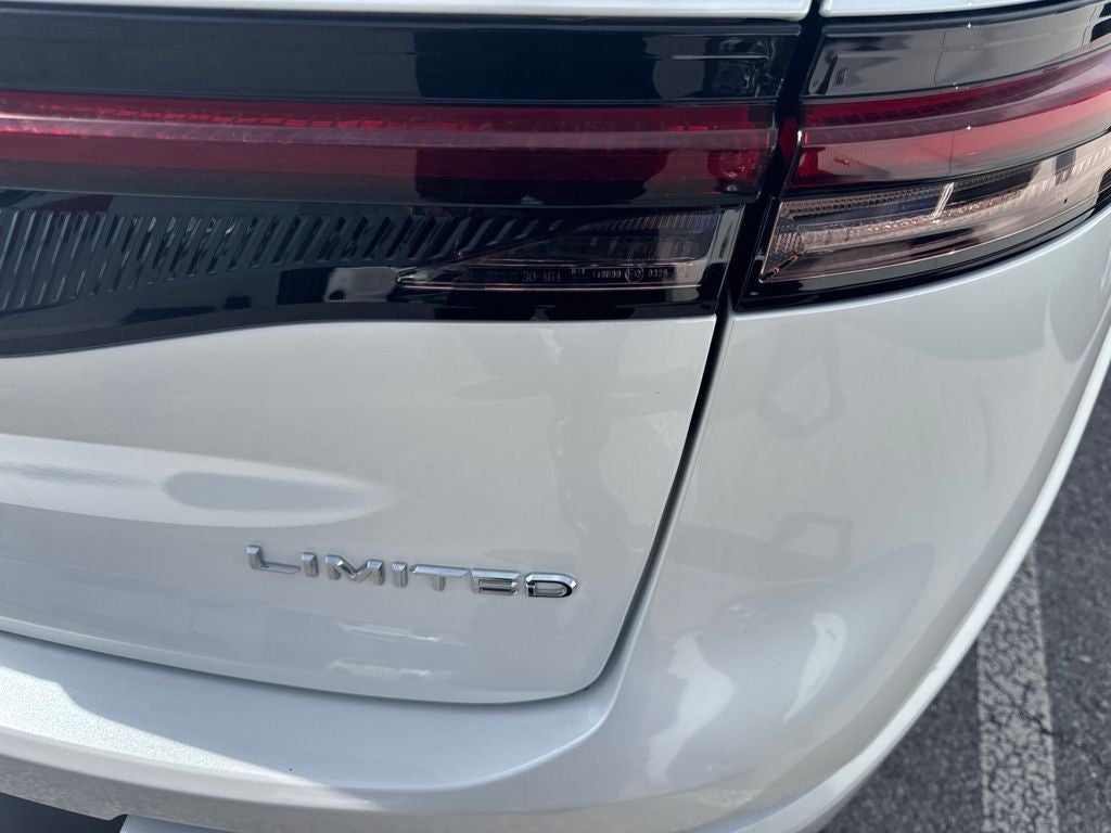 2023 Toyota Toyota Crown Limited