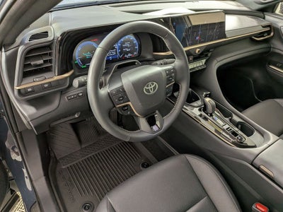 2025 Toyota CROWN Limited