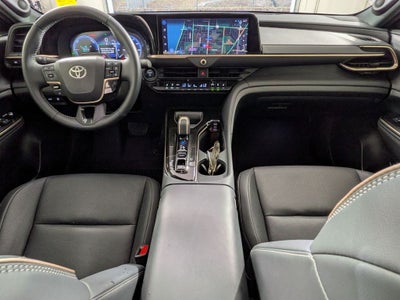 2025 Toyota CROWN Limited