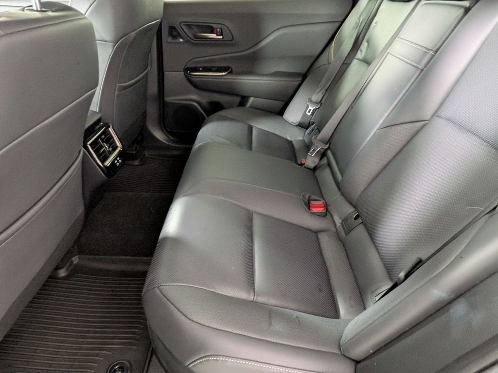 2025 Toyota CROWN Limited