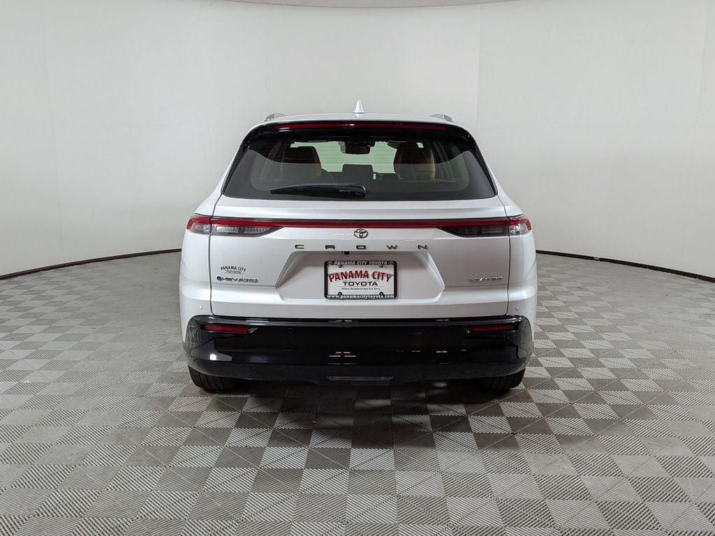 2025 Toyota CROWN SIGNIA Limited