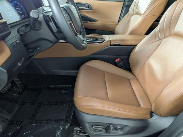2025 Toyota CROWN SIGNIA Limited