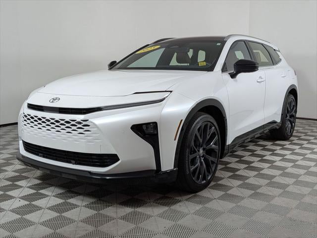 2025 Toyota CROWN SIGNIA Limited