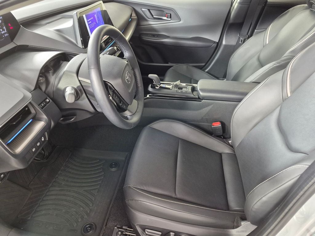 2025 Toyota Prius XLE
