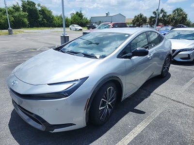 2025 Toyota Prius XLE