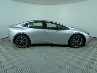2025 Toyota Prius XLE