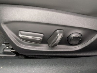 2025 Toyota Prius XLE