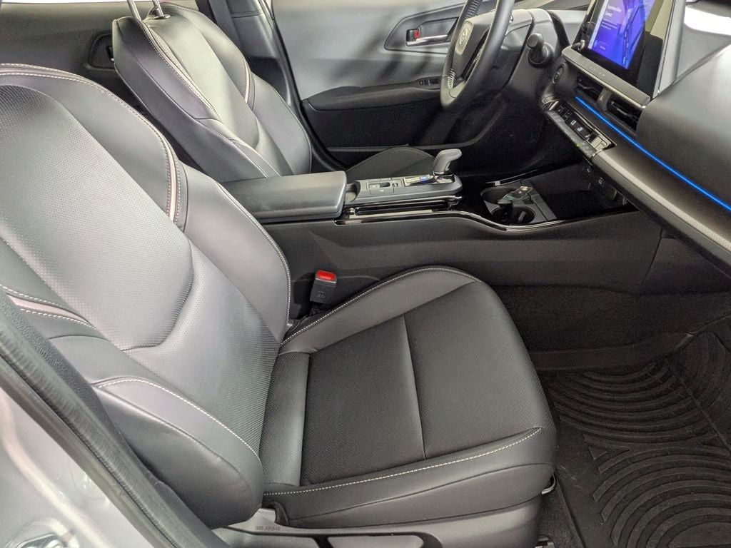 2025 Toyota Prius XLE