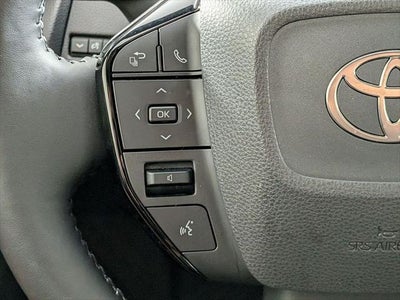 2025 Toyota Prius XLE