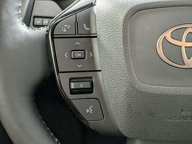 2025 Toyota Prius XLE