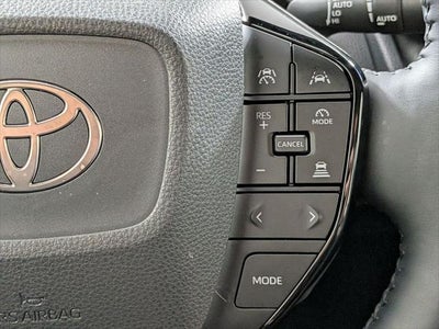 2025 Toyota Prius XLE