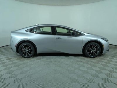 2025 Toyota Prius XLE