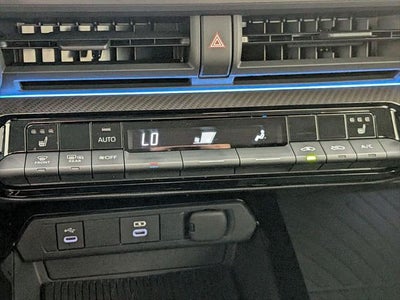 2025 Toyota Prius XLE