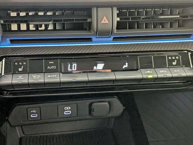 2025 Toyota Prius XLE