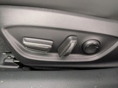 2025 Toyota Prius XLE