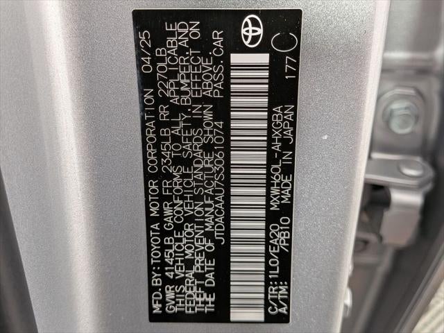 2025 Toyota Prius XLE